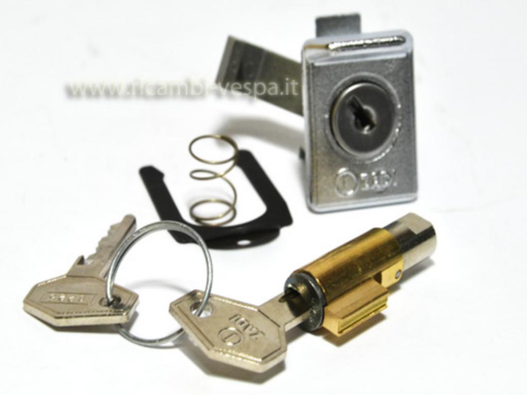 Kit serratura bauletto + bloccasterzo guida da 6 mm per Vespa 50 Special 2° serie/125/150/200 PX-PE 